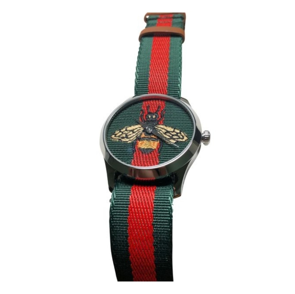 Authentic Gucci NWT G Timeless Bee Watch!!
